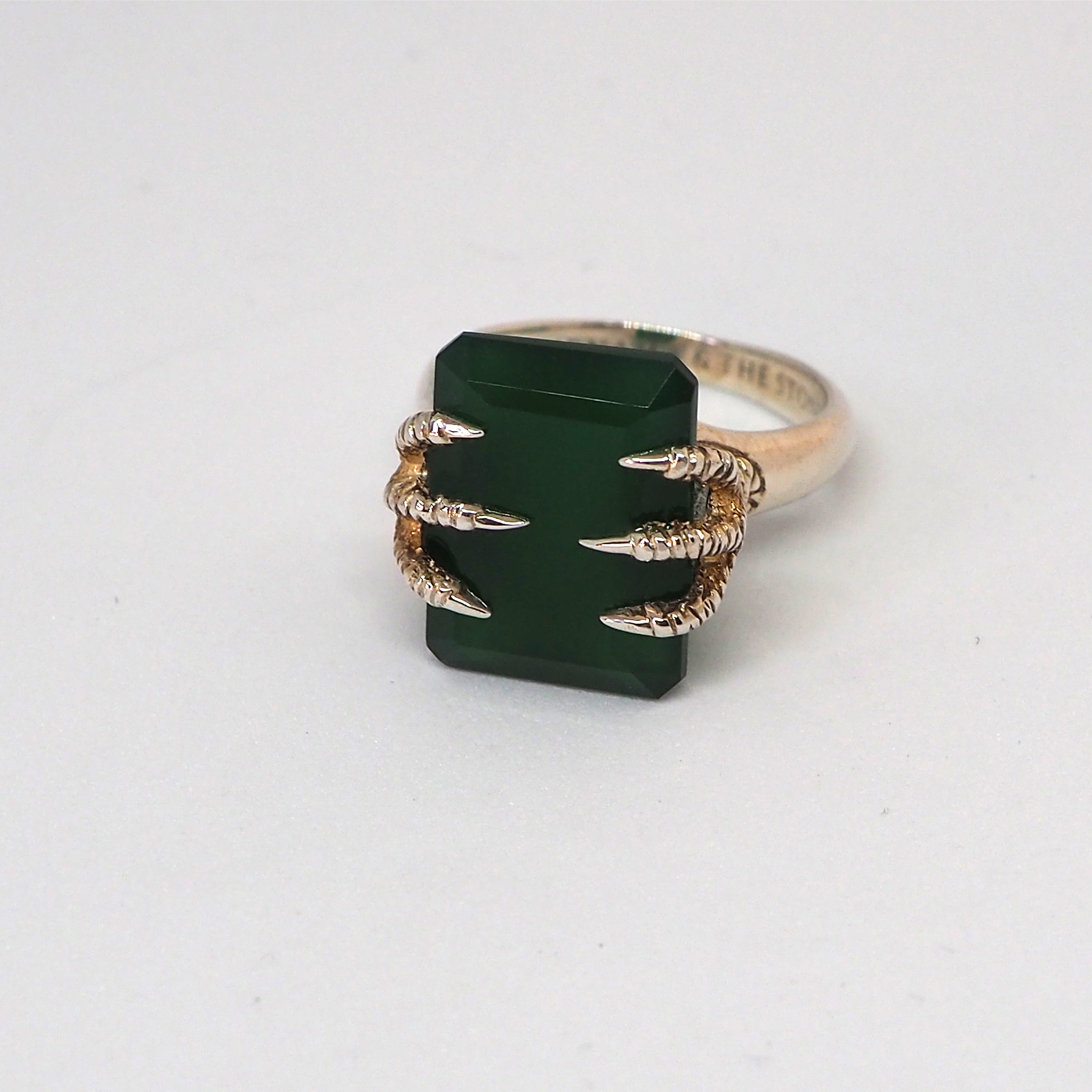 Dragon's Emerald Ring Grand